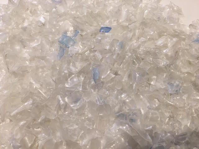Clear bottle flakes